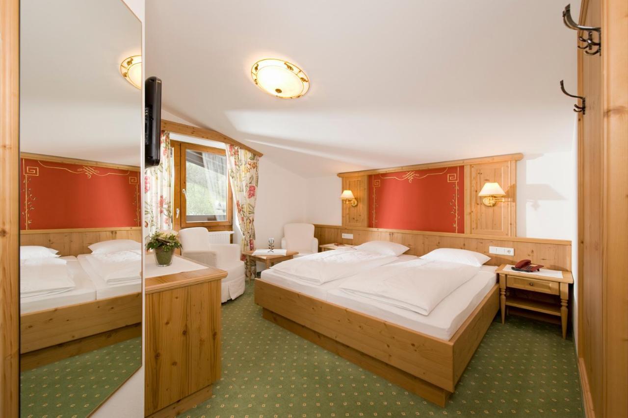 Landhotel Foehrenhof Ellmau Exterior foto